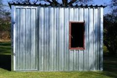 Builders Huts